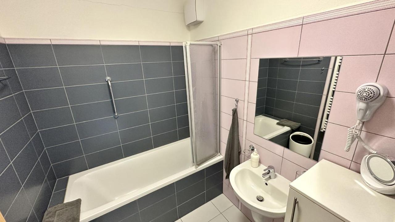 Ubytovani Trebon - Apartmany Rozmberk, Svet A Bastyr Eksteriør bilde